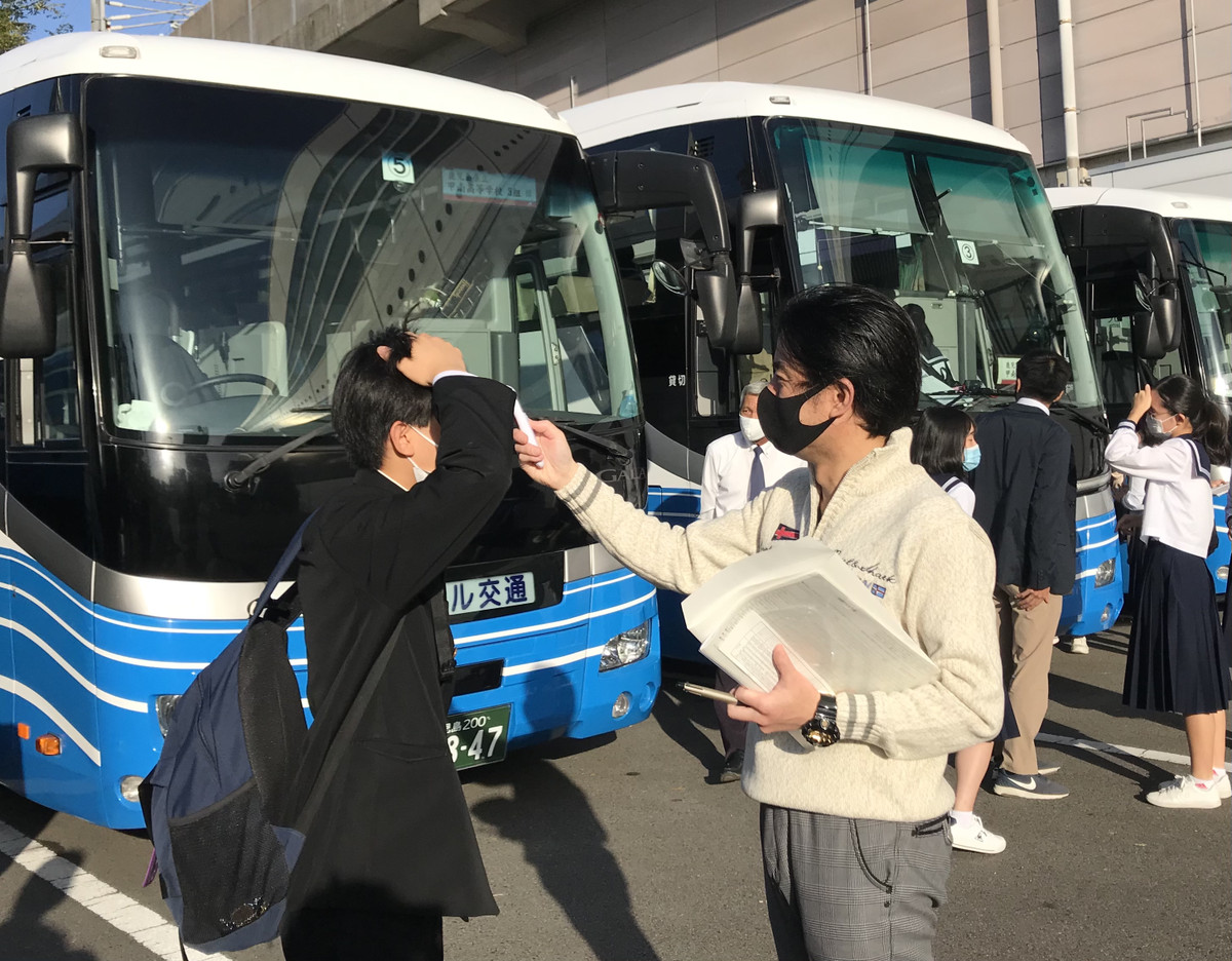 鹿児島県立甲南高等学校HP 2年生元気に出発!