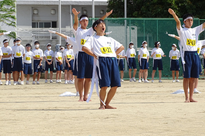 鹿児島県立甲南高等学校ＨＰ : 学年別合同体育